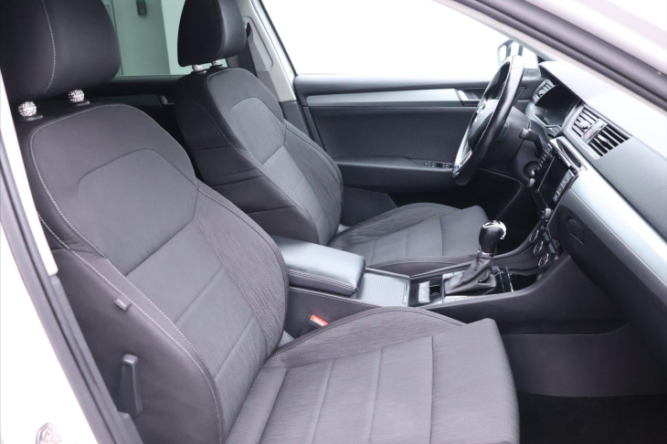 Škoda Superb 2,0 TDI 110kW Ambition CZ