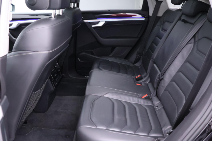 Volkswagen Touareg 3,0 TDI V6 210kW 4M CZ DPH