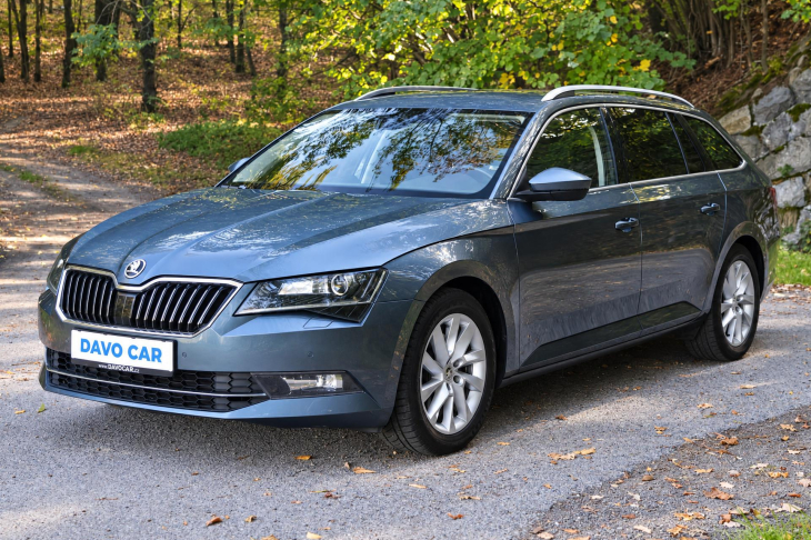 Škoda Superb 2,0 TDI DSG 110kW Style Navi
