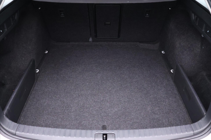 Škoda Octavia 2,0 TDI DSG Style Kůže Matrix