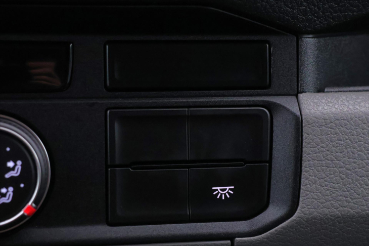 Volkswagen Crafter 2,0 TDI 103kW CZ L2H1 LED DPH