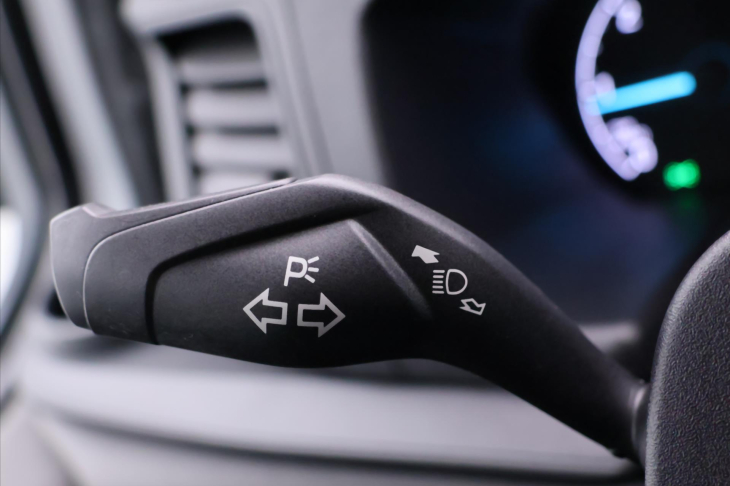 Ford Transit Custom 2,0 TDCI 96kW L2 H1 Klima DPH