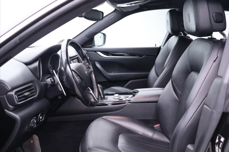 Maserati Levante 3,0 D 184 kW 4x4 Automat Kůže
