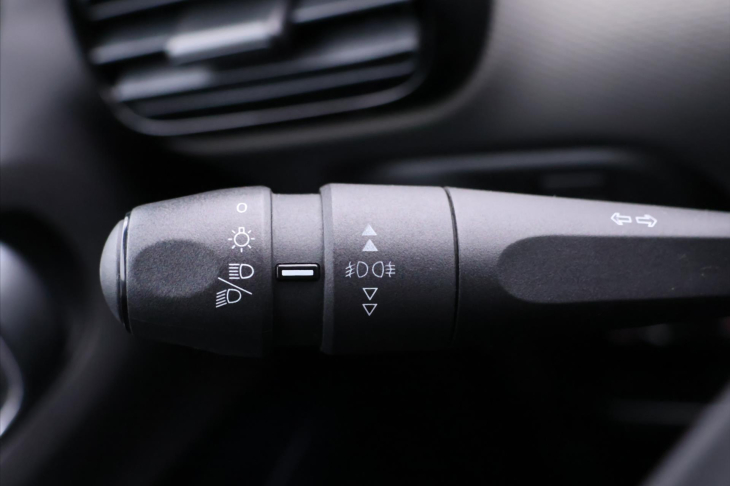 Citroën C4 Cactus 1,2 PureTech 81kW Feel Edition