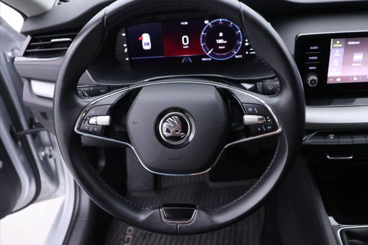 Škoda Octavia 2,0 TDI 85kW Ambition CZ DPH