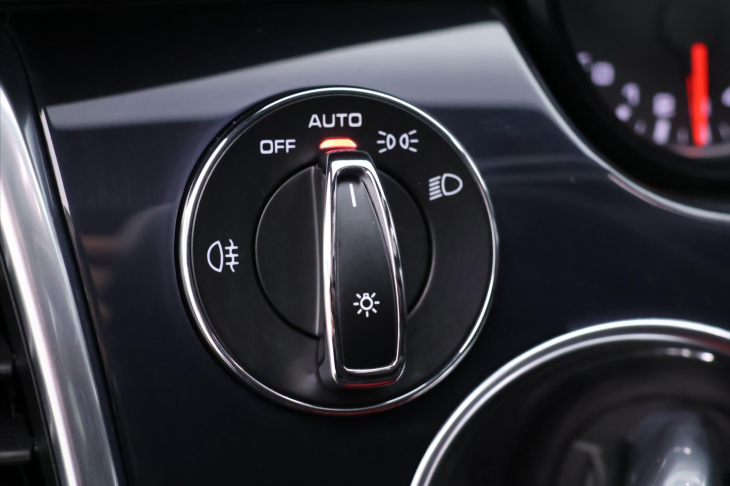 Porsche Panamera 3,0 V6 221kW Turbodiesel