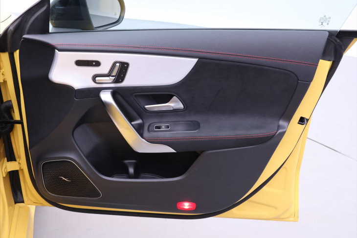 Mercedes-Benz CLA 2,0 220d 140kW AMG CZ DPH