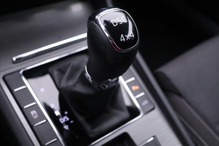 Škoda Superb 2,0 TDI 147kW DSG Style 4x4 CZ