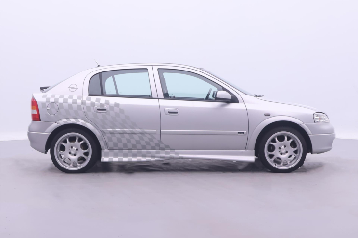 Opel Astra 1,6 16V 74kW CZ