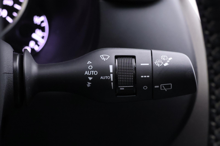 Lexus NX 300h 2,5 145kW Aut. 4WD Luxury DPH