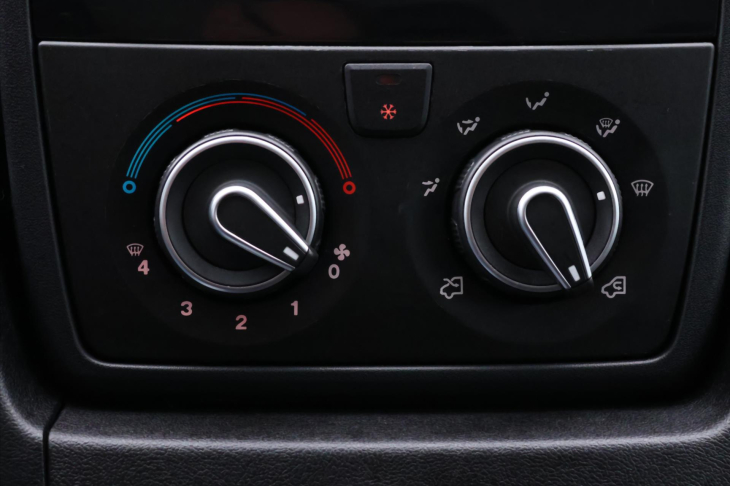 Peugeot Boxer 2,2 HDI 96kW Klima CZ DPH