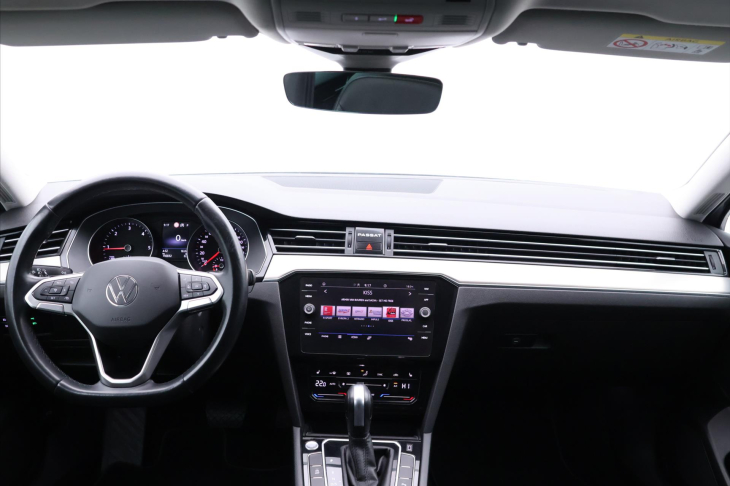 Volkswagen Passat 2,0 TDI 110kW DSG Elegance DPH