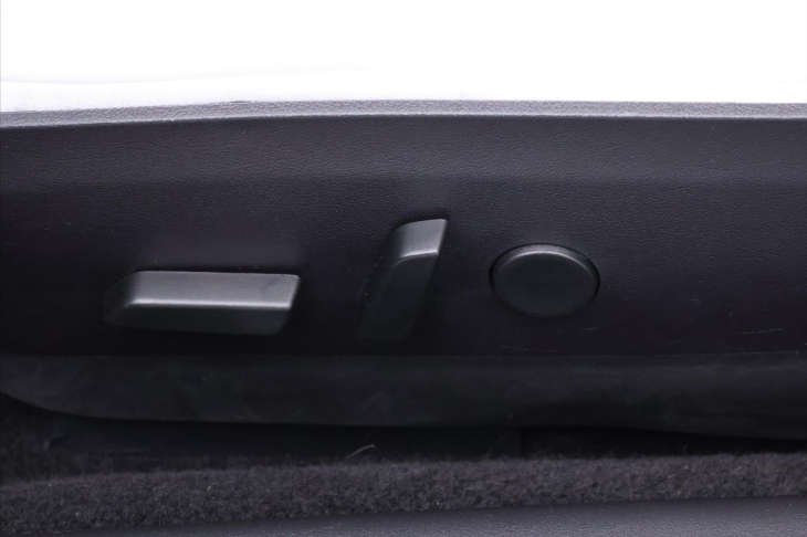 Tesla Model 3 Long Range AWD 1.Maj DPH