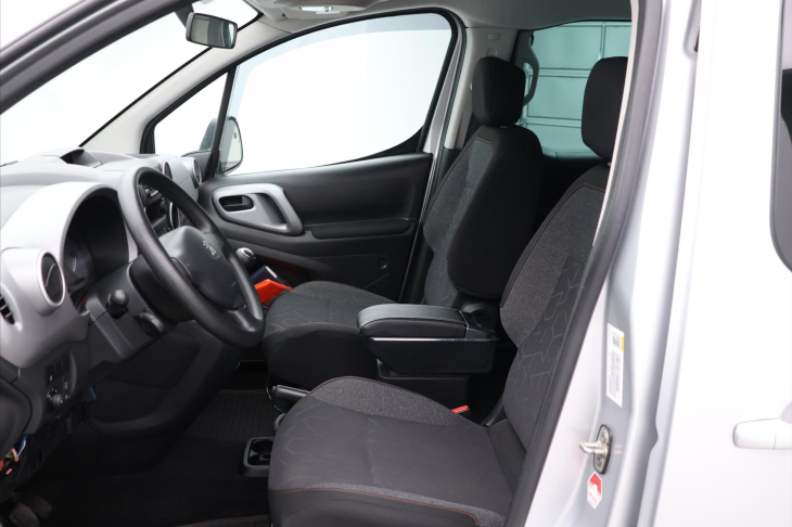 Peugeot Partner 1,6 HDI  Klima Tažné CZ Tepee