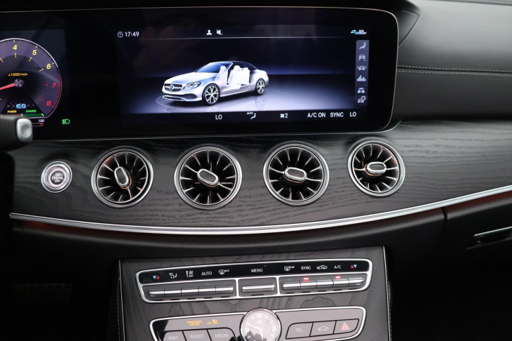 Mercedes-Benz Třídy E 3,0 53 320kW AMG 4Matic+ DPH