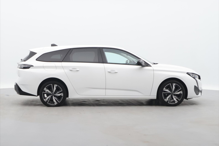 Peugeot 308 1,2 PT 96kW SW Allure CZ 1.Maj. DPH