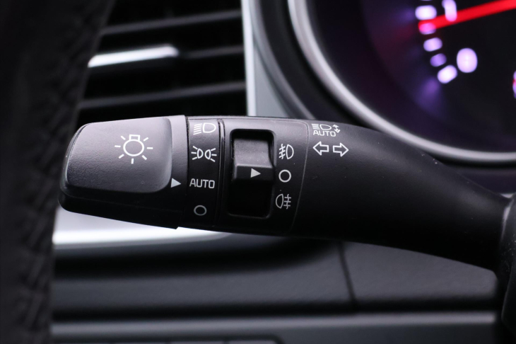 Kia Ceed 1,5 T-GDI 117kW GT-Line CZ DPH SW