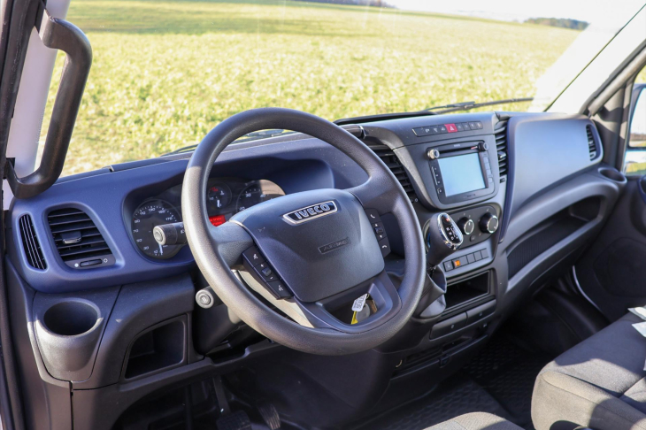 Iveco Daily 2,3 HPT Hi-Matic Maxi DPH