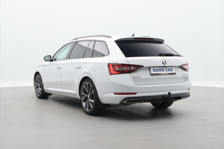 Škoda Superb 2,0 TDI DSG 4x4 Sportline