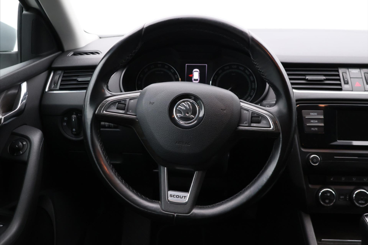 Škoda Octavia 2,0 TDI 135kW 4x4 DSG CZ Scout
