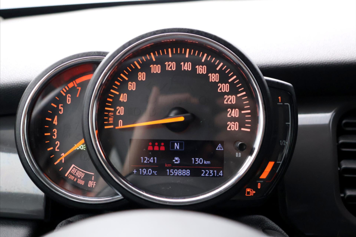 Mini Cooper 1,5 100kW CZ DPH LED