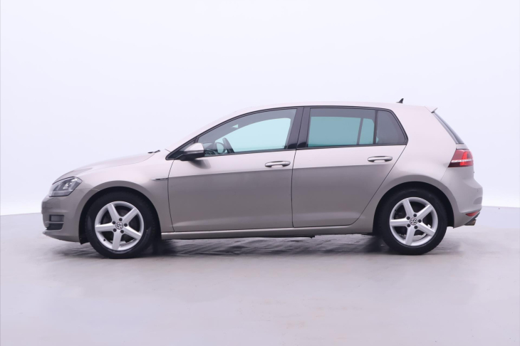 Volkswagen Golf 2,0 TDI 110kW DSG Highline CZ