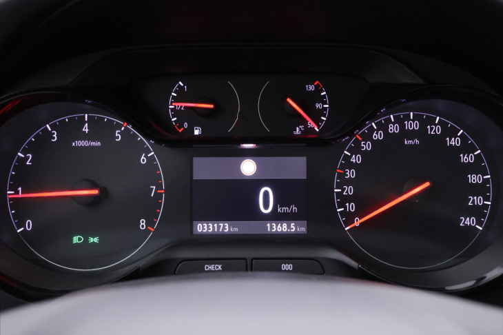 Opel Crossland 1,2 Turbo 81kW CZ 33tkm Záruka