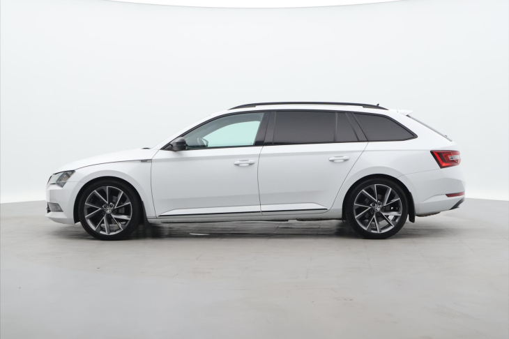 Škoda Superb 2,0 TDI DSG 4x4 Sportline