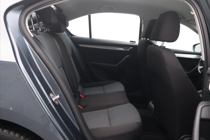 Škoda Octavia 1,6 TDI 77kW CZ Klima 2.Maj