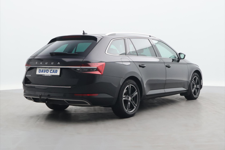 Škoda Superb 2.0 TDI 110kW Style DSG Tažné