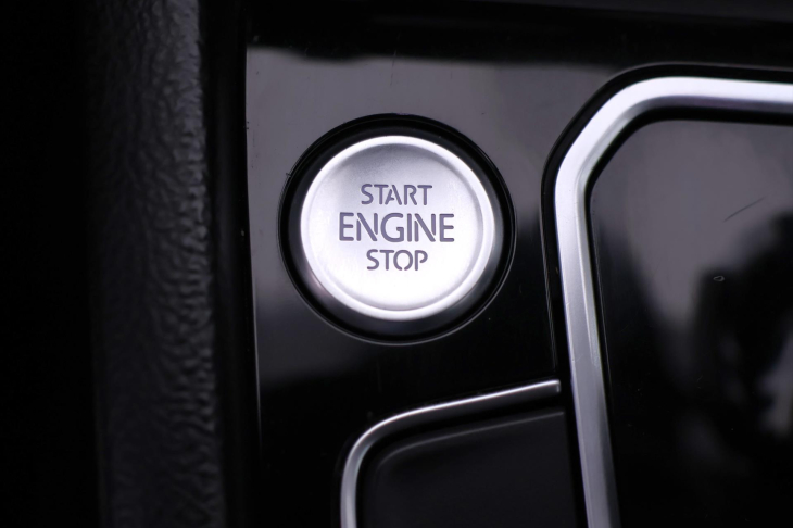 Volkswagen Passat 2,0 TDI 110kW DSG Elegance
