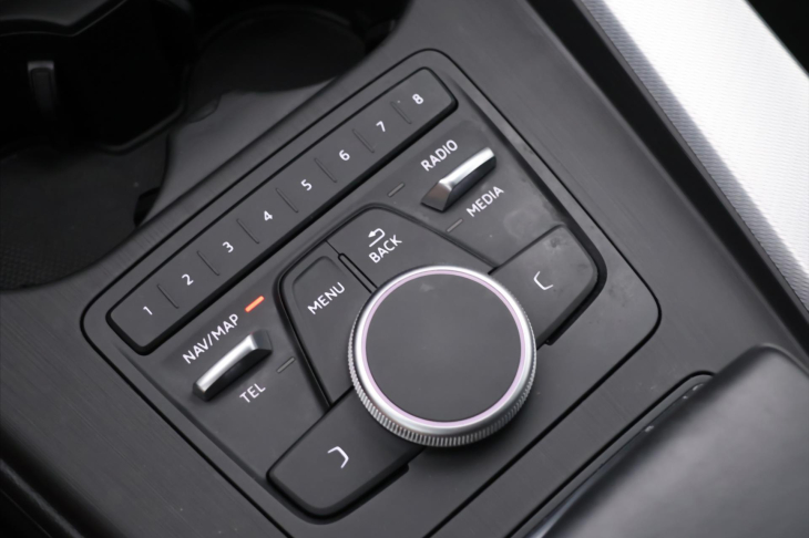 Audi A4 1,4 TFSI 110kW Aut. serv.kn.