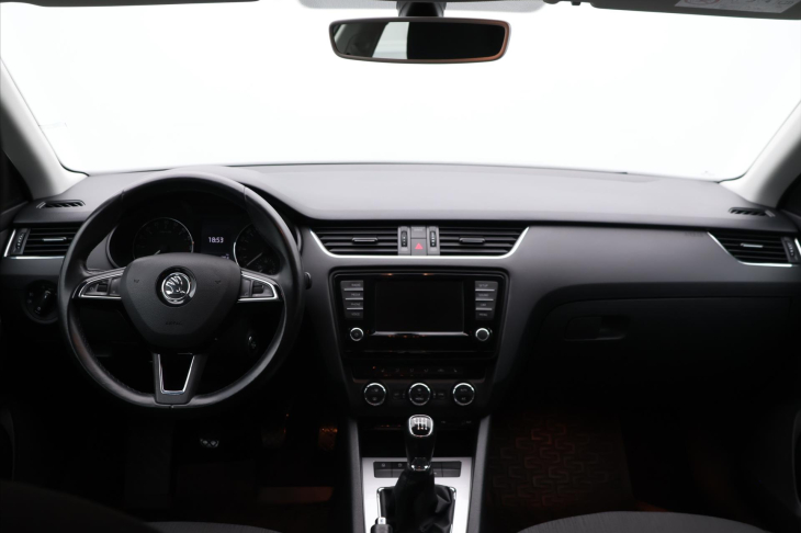 Škoda Octavia 2,0 TDI 110kW CZ Style Xenon