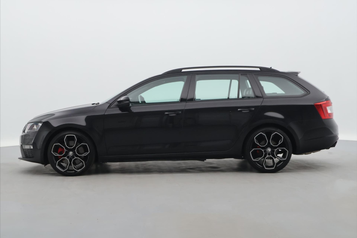 Škoda Octavia 2,0 TSI DSG RS230 CZ Challenge