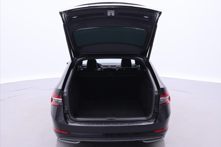 Škoda Superb 2,0 TDI 110kW DSG L&K DPH CZ