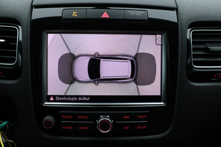 Volkswagen Touareg 3,0 TDI 150kW V6 Kam. Klim. CZ