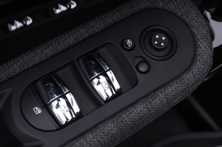 Mini Countryman 1,5 100kW CZ Tempomat DPH