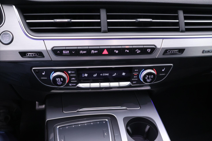 Audi Q7 3,0 TDI 200kW Quatrtro CZ DPH