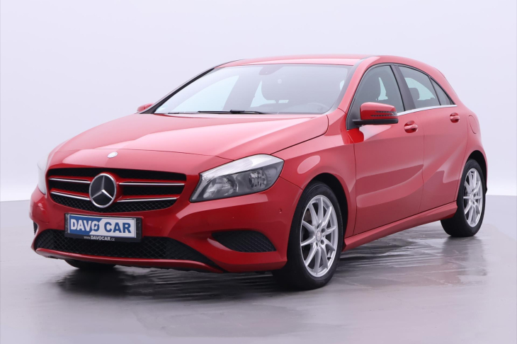 Mercedes-Benz Třídy A 1,6 180 90kW Style Navi Kůže