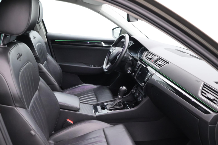 Škoda Superb 2.0 TSI 206kW DSG CZ L&K