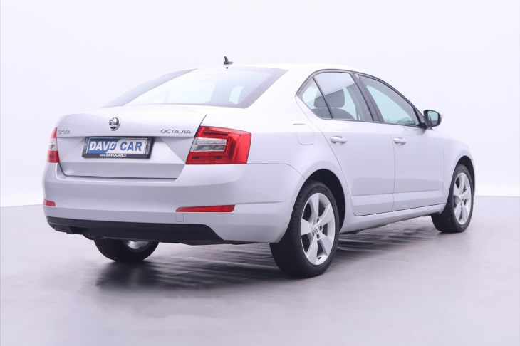 Škoda Octavia 1,4 103 kW AUT Elegance CZ