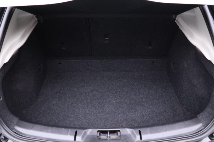 Volvo V40 2,5 T5 187kW Aut. Summum