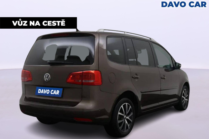 Volkswagen Touran 1,4 TSI Highline navi pano LED