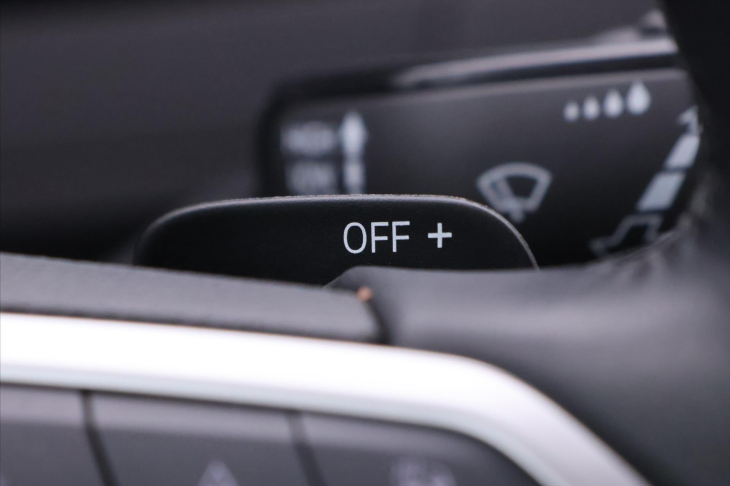 Volkswagen Passat 2,0 TDI DSG Matrix Virtual DPH