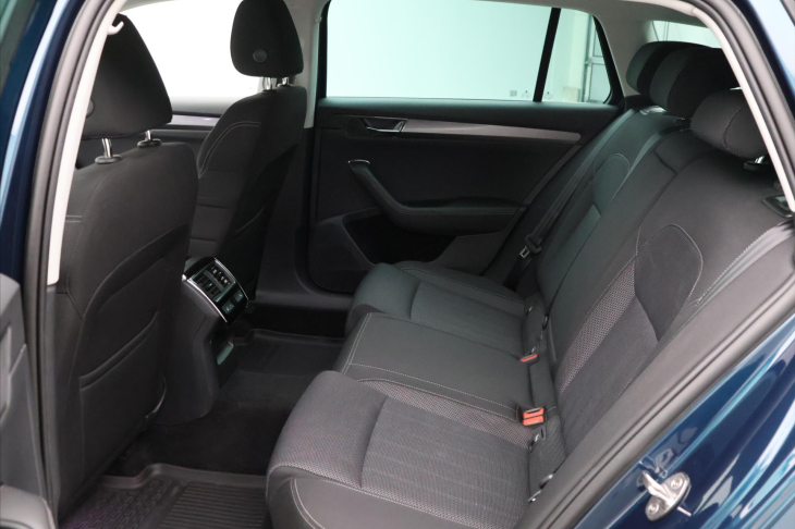 Škoda Superb 2,0 TDI 110kW Style DSG  CZ