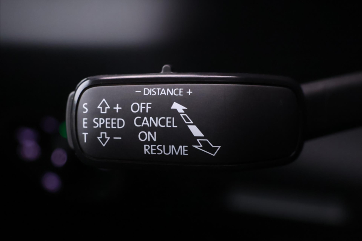 Škoda Karoq 2,0 TDI DSG 4x4 CZ Sportline DPH