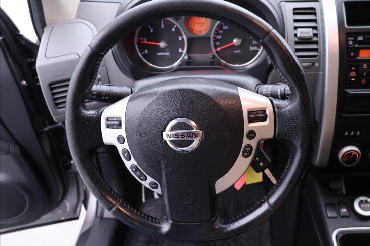 Nissan X-Trail 2,0 DCI 110kW 4x4 Klima Tažné