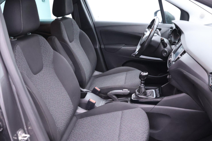 Opel Crossland X 1,5 CDTi Innovation CZ