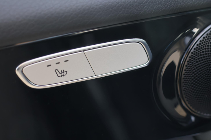 Mercedes-Benz GLC 2,0 300d 180kW 4Matic AMG DPH