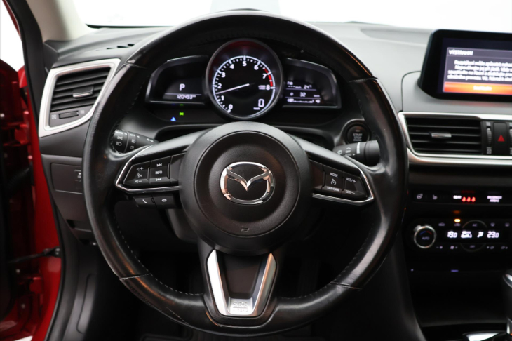 Mazda 3 2,0 G120 Automat Attraction